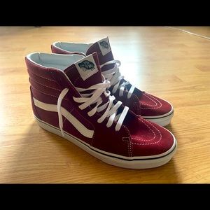 BURGUNDY VANS SIZE 11